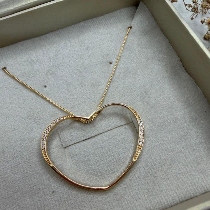 Colar Coração Vazado com Zircônias - banhado a Ouro 18k