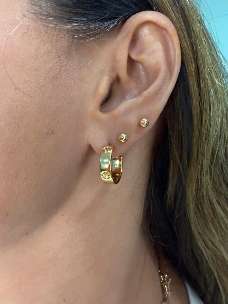 Brinco Argolinha Inspiração Joia - Banhado a Ouro 18k