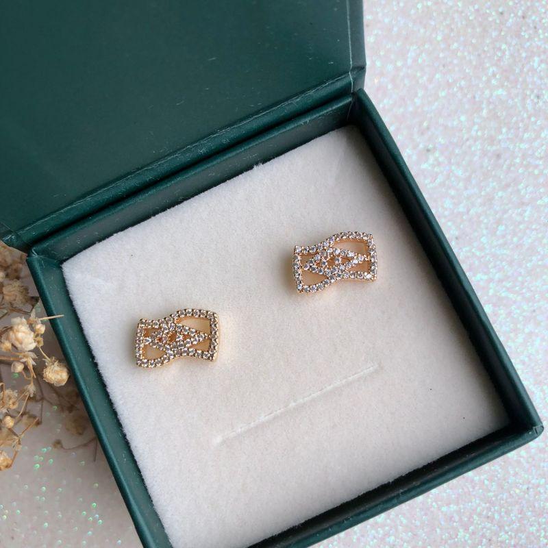 Brinco Bandeira do Brasil Cravejado Zircônias  - Banhado a Ouro 18k