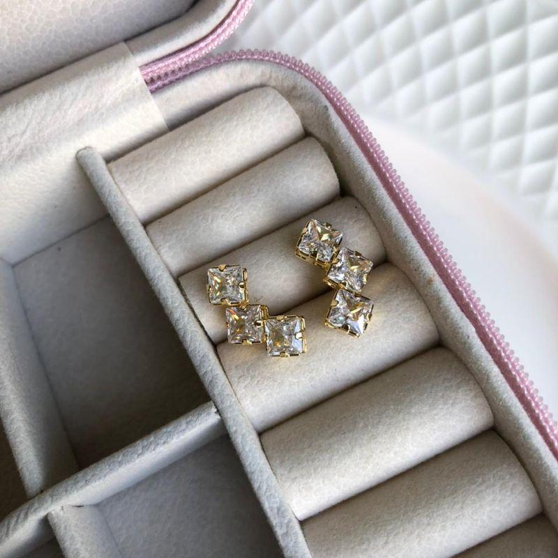 Brinco Earcuff de Zircônias Quadradas - Banhado a Ouro 18k