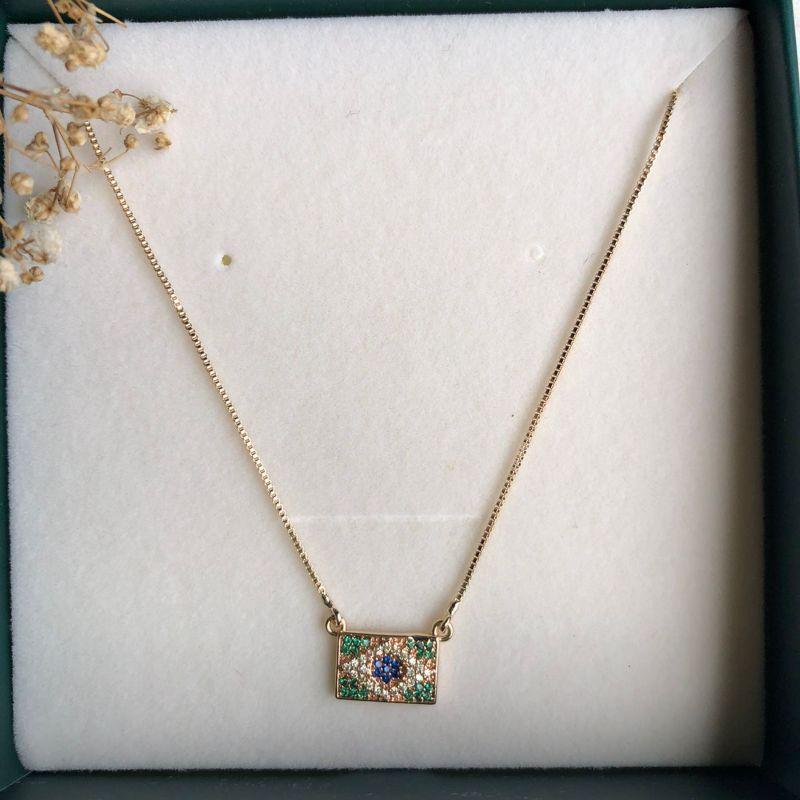 Colar Bandeira do Brasil Cravejado Zircônias Coloridas - Banhado a Ouro 18k