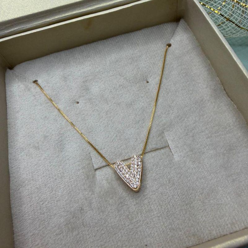 Colar com pingente de Coração Cravejado de Zircônias - Banhado a Ouro 18k