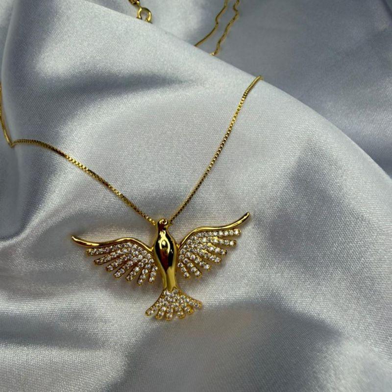 Colar Com Pingente Divino Espirito Santo Cravejado - Banhado a Ouro 18k