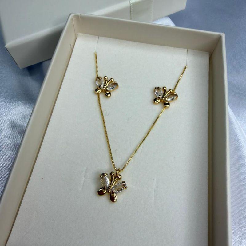 Conjunto Infantil Colar e Brincos com Pingente de Borboleta Cravejados de Zircônias - Banhado a Ouro 18k
