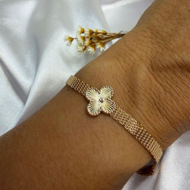 Pulseira de Malha com Trevo Central Texturizado Inspirado Joia - Banhado a Ouro 18k
