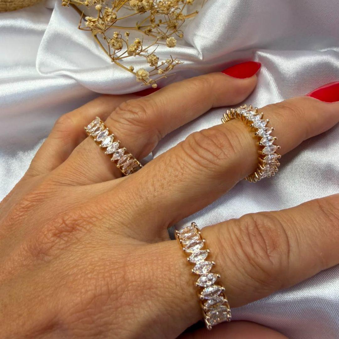 Anel em Navetes em Zircônias Completo (Und)  - Banhado a Ouro 18k