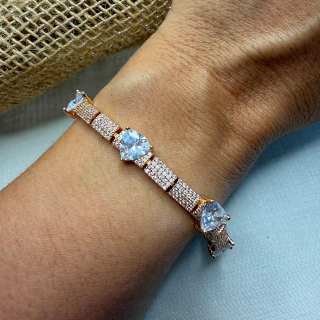 Pulseira Cravejada Com Coração de Zircônia - Banho de Ouro 18k