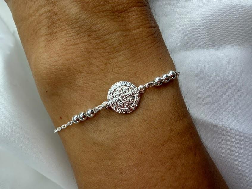 Pulseira com Bolinhas e Medalha de São Bento Frente e Verso - Prata 925