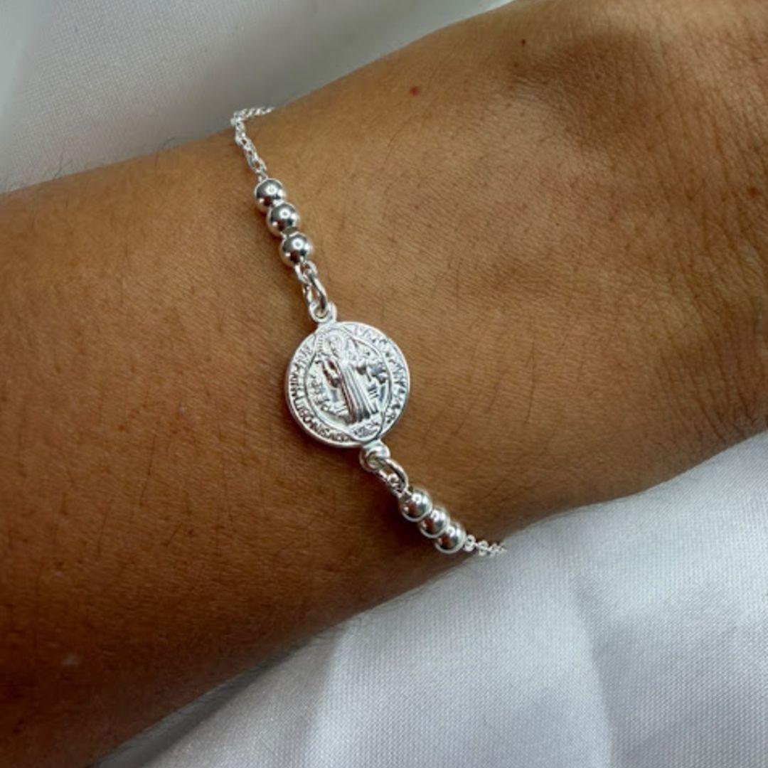 Pulseira com Bolinhas e Medalha de São Bento Frente e Verso - Prata 925