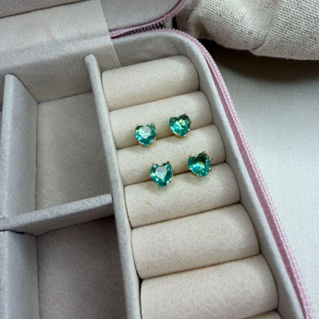 Brinco de Coração em Zircônia Verde (Par) - Banhado a Ouro 18k