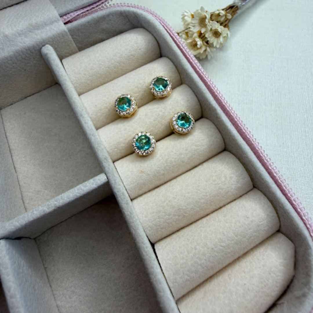 Brinco Pequeno Redondo Zirconia Central Verde (Par) - Banhado a Ouro 18k