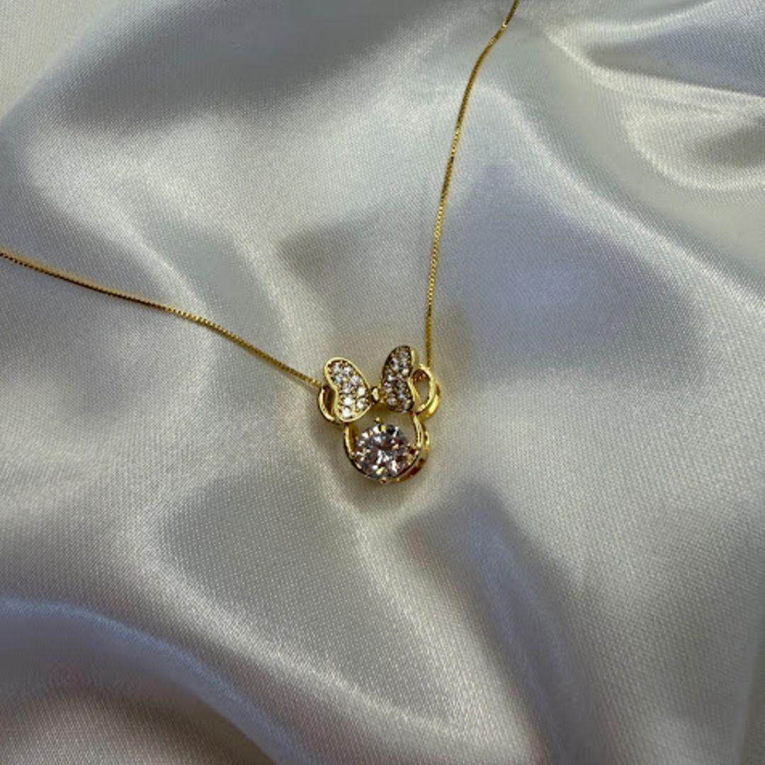 Colar com Pingente da Minnie com Cravejado de Zircônias - Banhado a Ouro 18k